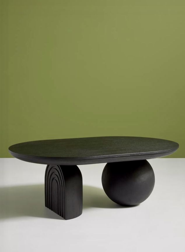 Simple solid wood personality oval coffee table