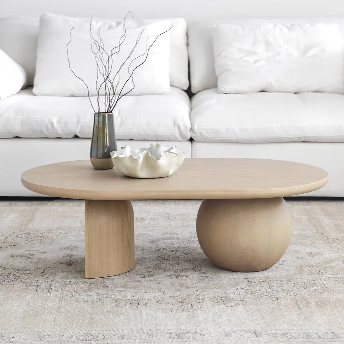 Simple solid wood personality oval coffee table